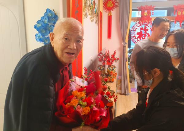 看望孟昭德老先生 (2) 看望孟昭德老先生 (2)